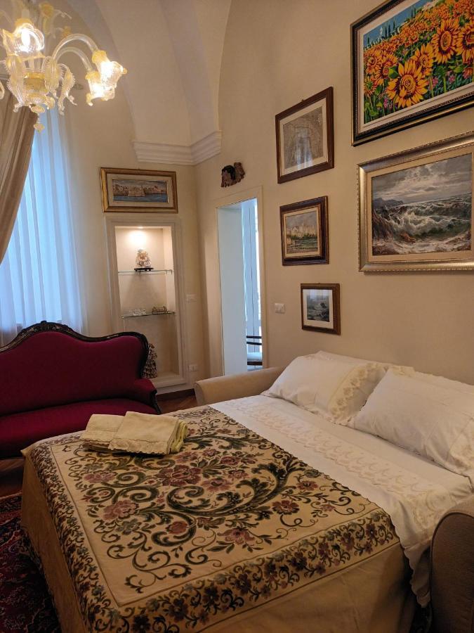 B&B Ai Due Santi Лече Екстериор снимка